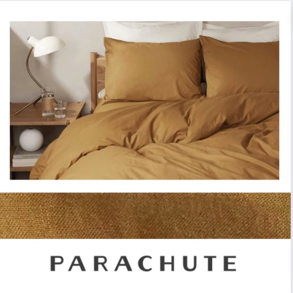 PARACHUTE Luxury Linen Bedding: King/ Cal King Duvet Cover in Ochre (Seasonal) - Picture 4 of 10